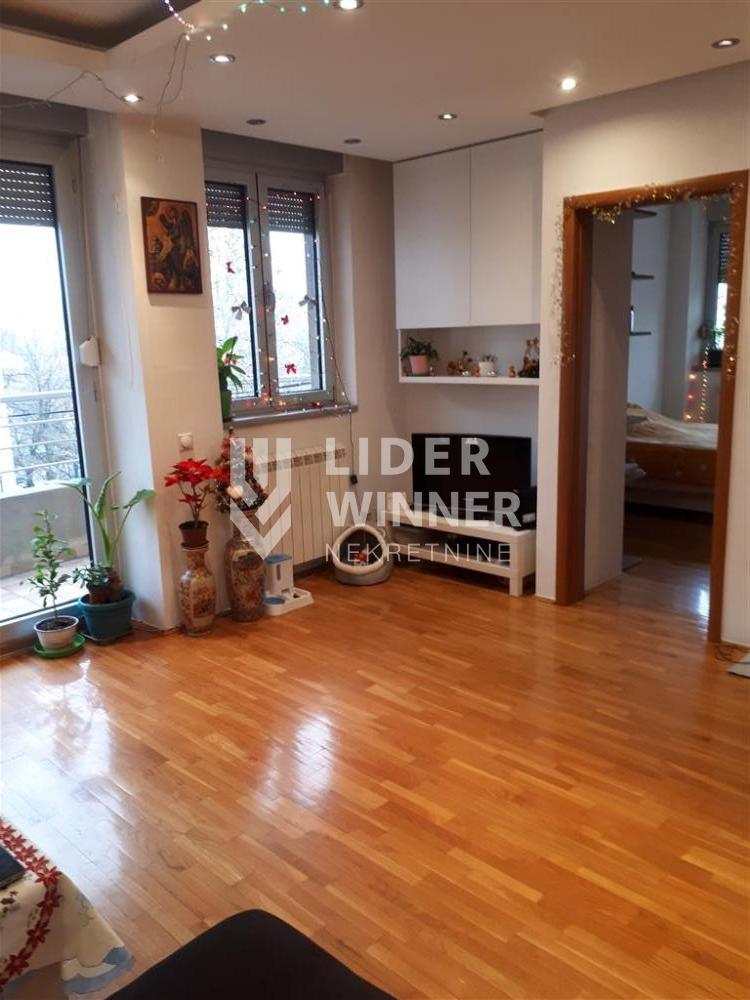 Stan Prodaja Beograd Hram Svetog Save 80 m2