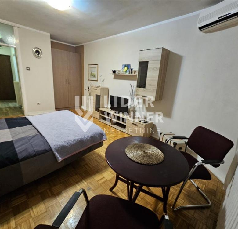 Stan Izdavanje Beograd Slavija 27 m2