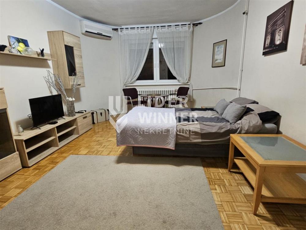 Stan Izdavanje Beograd Slavija 27 m2