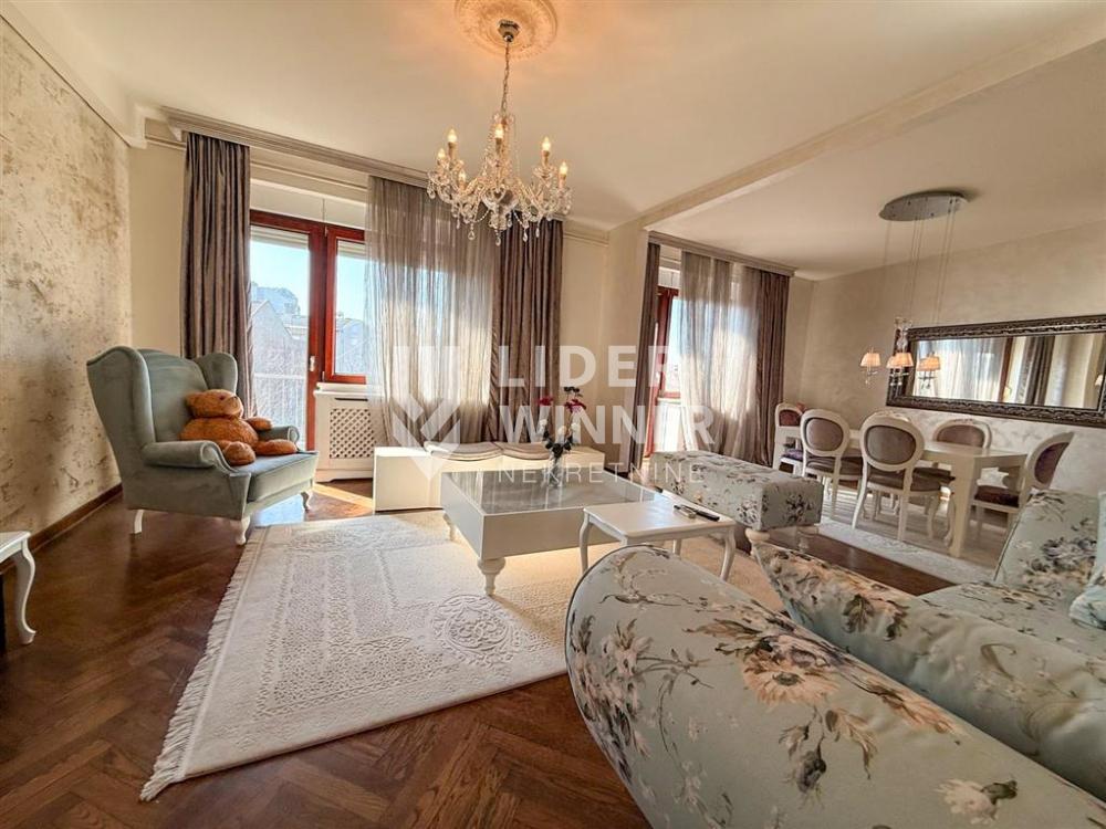 Stan Prodaja Beograd Vukov Spomenik 82 m2