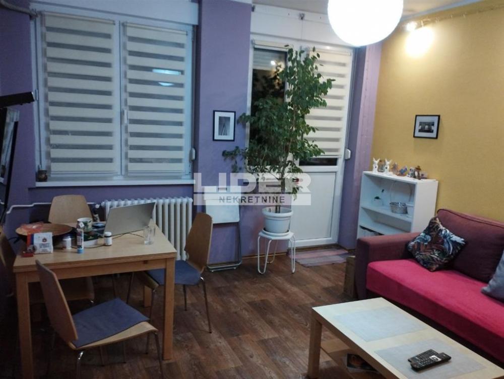 Stan Izdavanje Beograd Stan Izdavanje Beograd Studentski Trg 52 m2