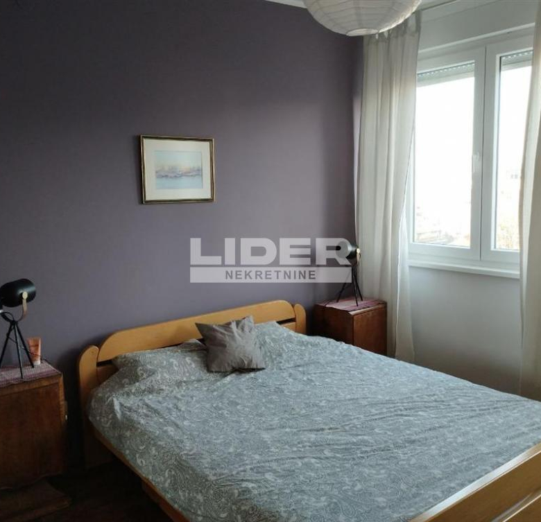 Stan Izdavanje Beograd Studentski Trg 52 m2