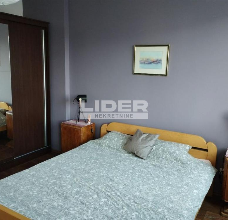 Stan Izdavanje Beograd Studentski Trg 52 m2