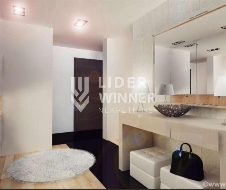 Kuća Prodaja Beograd Ledine 294 m2