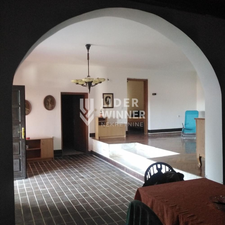 Kuća Prodaja Cg-primorje Petrovac 490 m2