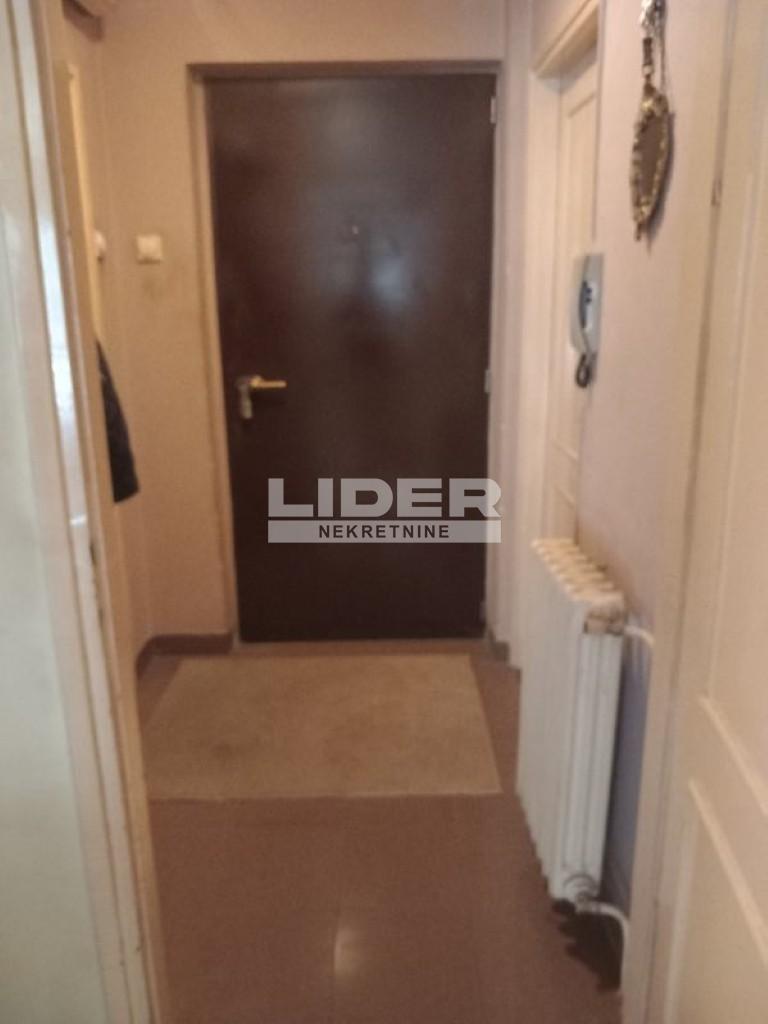 Kuća Prodaja Beograd Mirijevo 240 m2