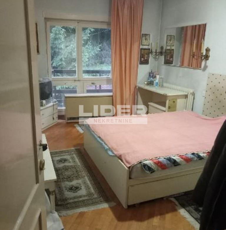 Kuća Prodaja Beograd Mirijevo 240 m2