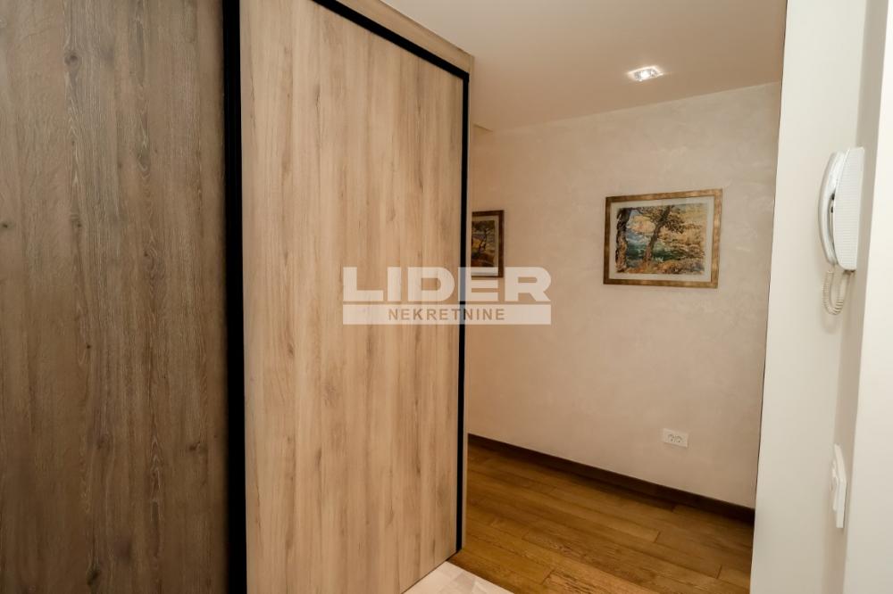Stan Prodaja Beograd Južni Bulevar 115 m2