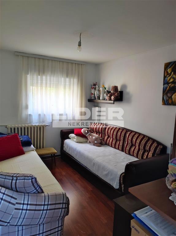 Stan Prodaja Beograd Bežanijska Kosa 2 77 m2