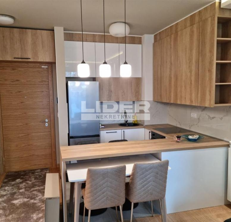 Stan Izdavanje Beograd Blok 65 62 m2