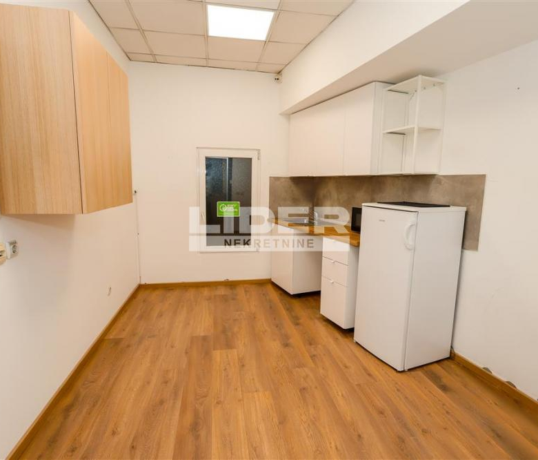 Lokal Izdavanje Beograd Terazije 251 m2