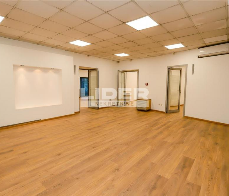 Lokal Izdavanje Beograd Terazije 251 m2