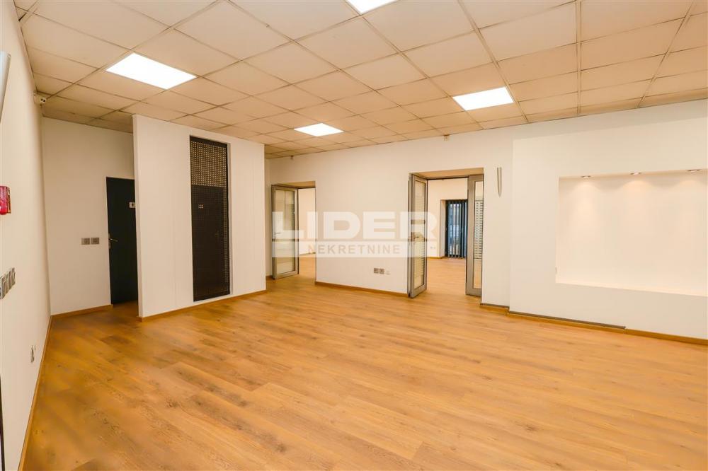 Lokal Izdavanje Beograd Terazije 251 m2