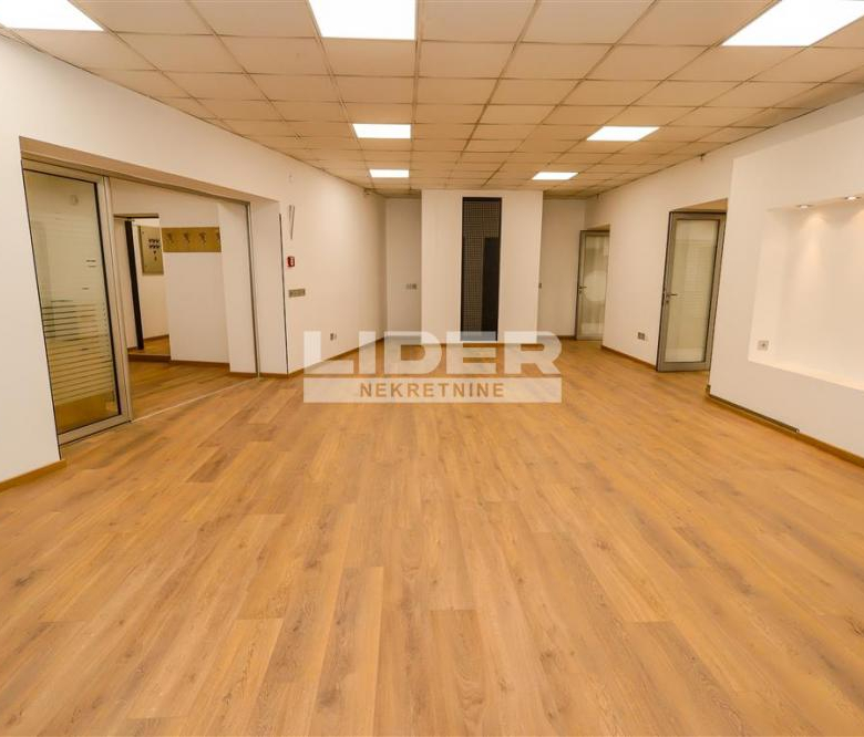 Lokal Izdavanje Beograd Terazije 251 m2
