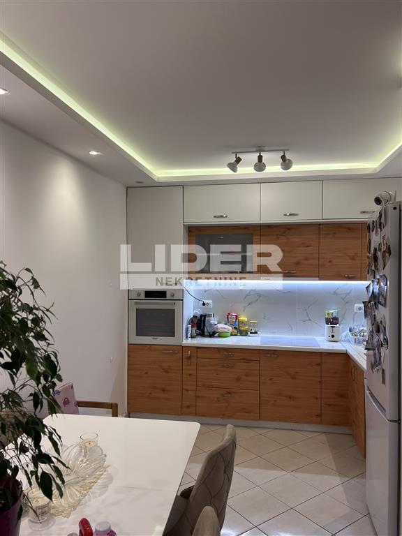 Stan Prodaja Beograd Zvezdarska Šuma 63 m2