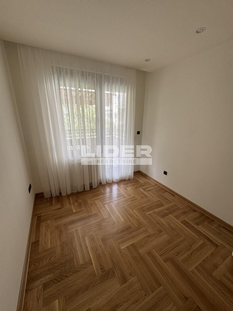 Stan Izdavanje Beograd Crveni Krst 90 m2
