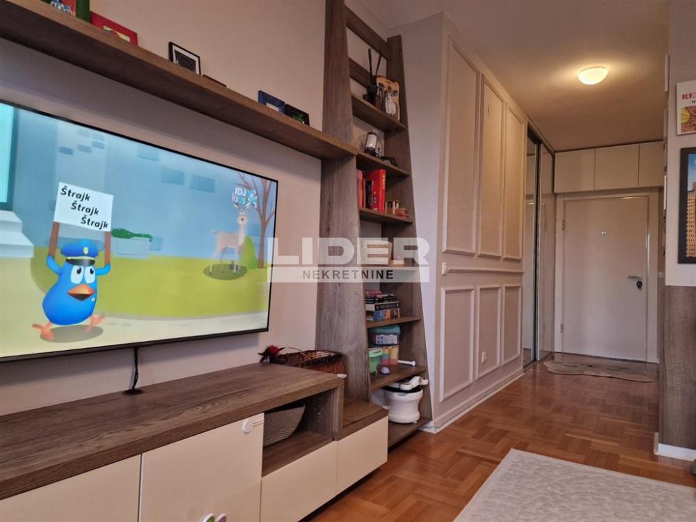 Stan Prodaja Beograd Stan Prodaja Beograd Blok 64 76 m2