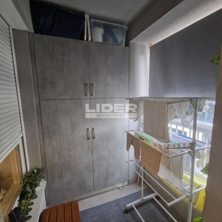 Stan Prodaja Beograd Blok 64 76 m2