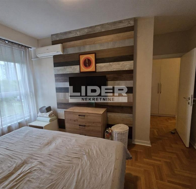 Stan Prodaja Beograd Blok 64 76 m2