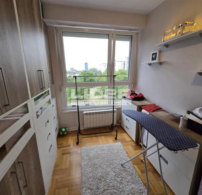 Stan Prodaja Beograd Blok 64 76 m2