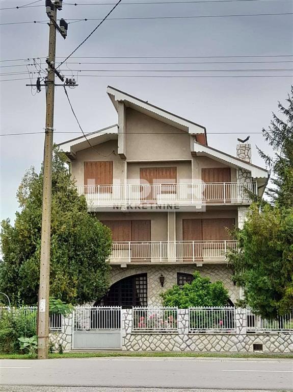 Kuća Prodaja Opovo  347 m2