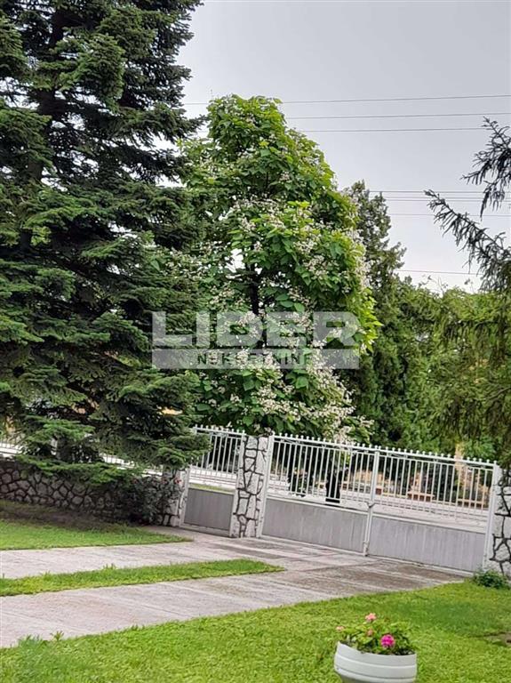 Kuća Prodaja Opovo  347 m2