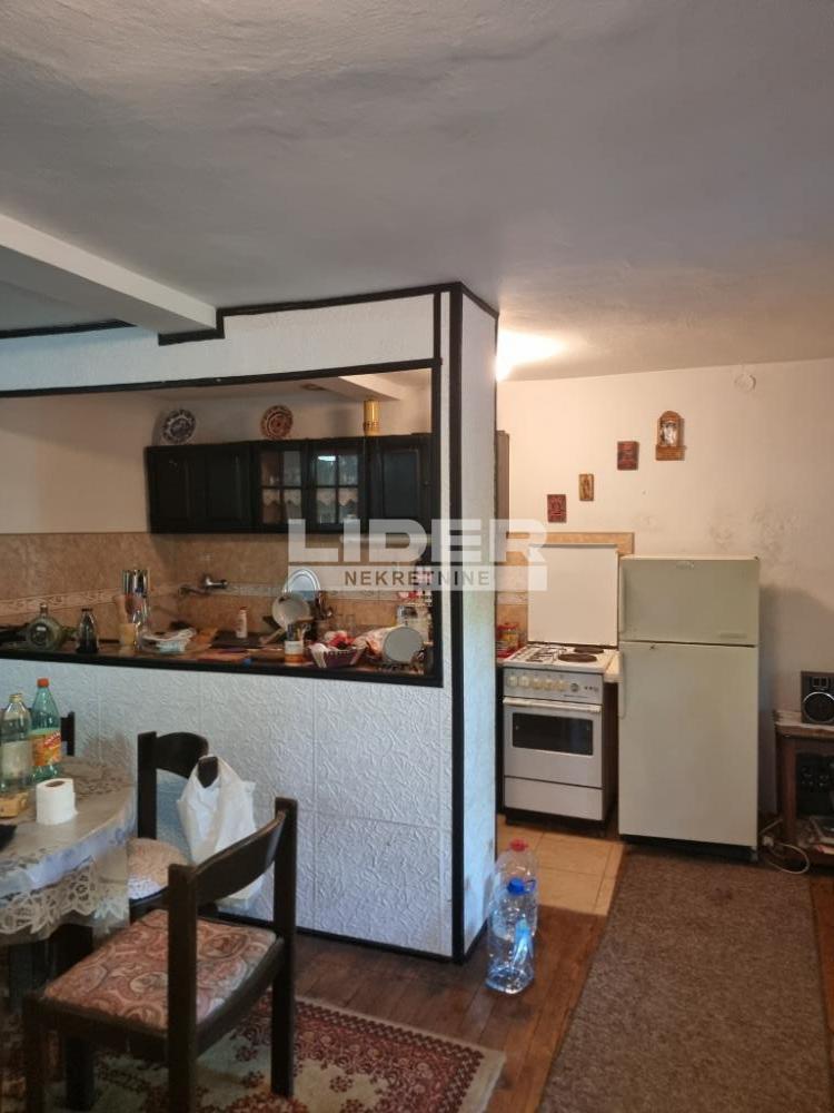 Kuća Prodaja Veliko Gradište  260 m2