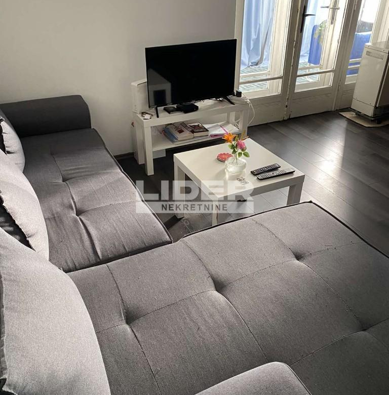 Stan Izdavanje Beograd Centar (Savski Venac) 120 m2