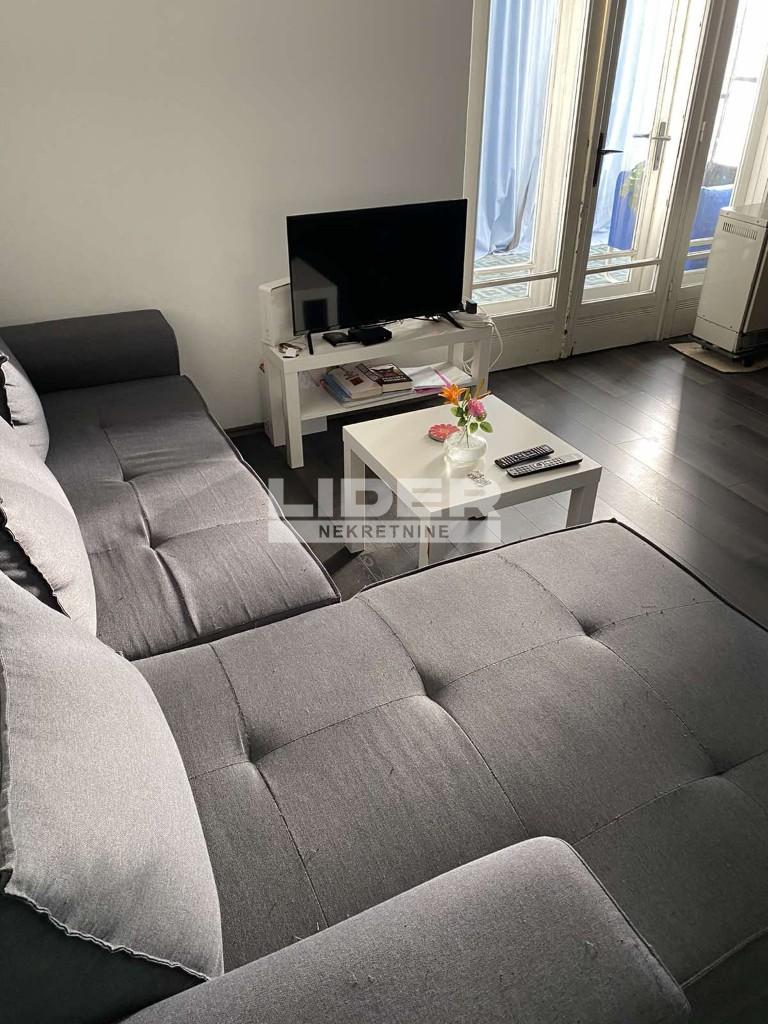Stan Izdavanje Beograd Stan Izdavanje Beograd Centar (Savski Venac) 120 m2