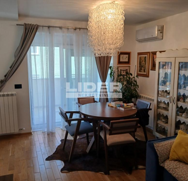 Stan Prodaja Beograd Učiteljsko Naselje 150 m2