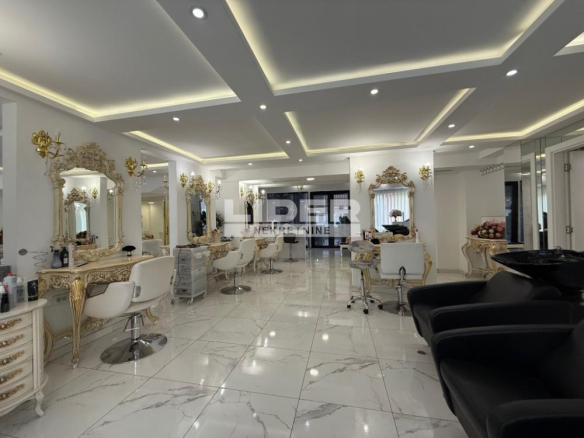 Lokal Izdavanje Beograd Centar (Savski Venac) 320 m2