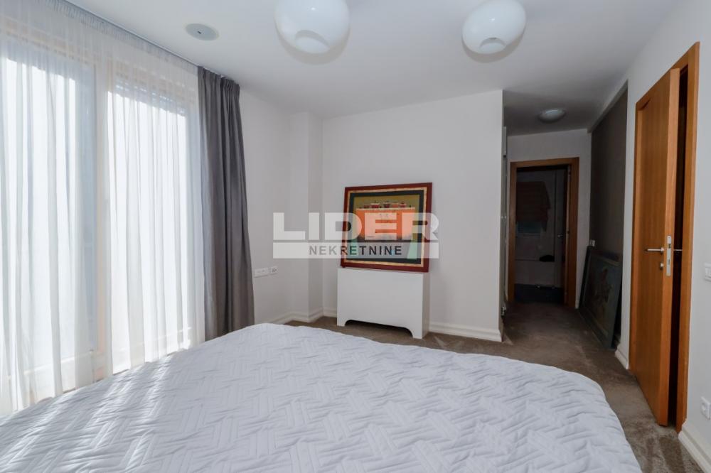 Kuća Prodaja Beograd Košutnjak 279 m2