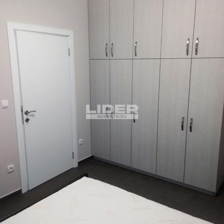 Stan Izdavanje Beograd Hadžipopovac 60 m2