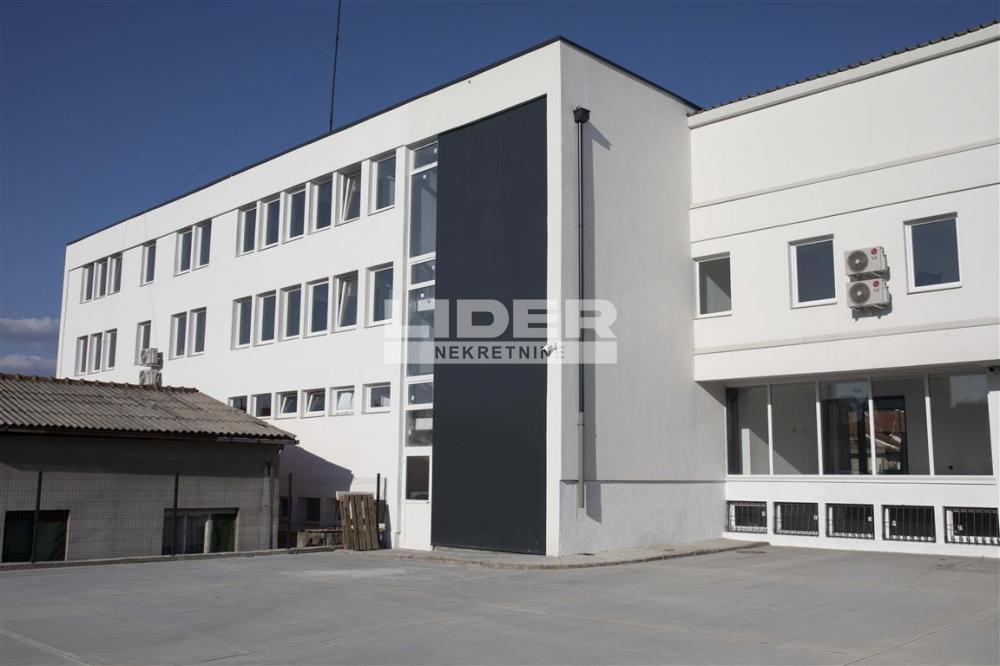Lokal Izdavanje Beograd Lokal Izdavanje Beograd Karaburma 1450 m2