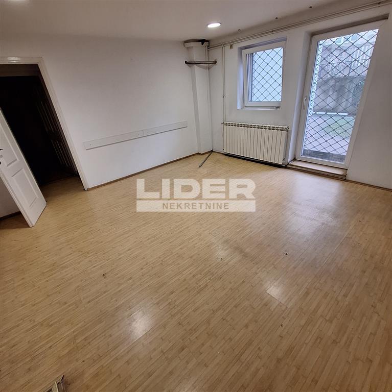 Stan Izdavanje Beograd Skupština 43 m2