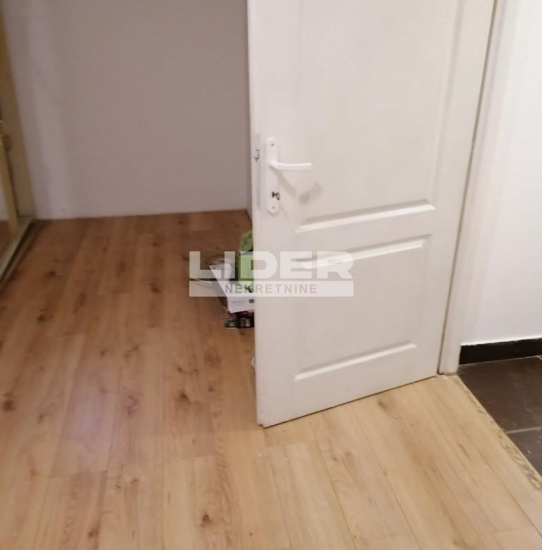 Stan Izdavanje Beograd Centar (Zemun) 65 m2