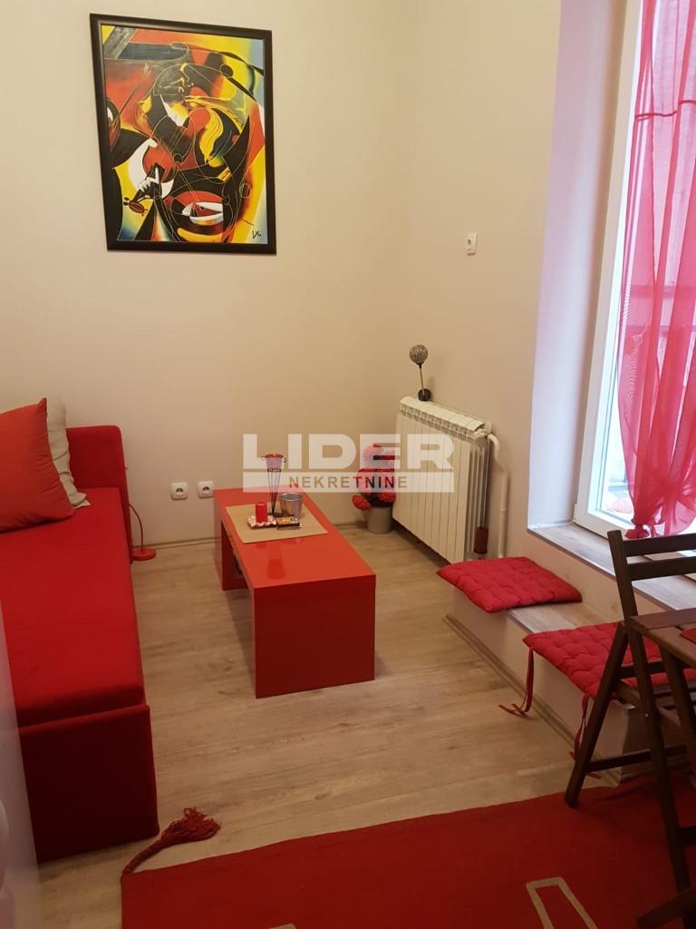 Stan Izdavanje Beograd Stan Izdavanje Beograd Obilićev Venac 50 m2