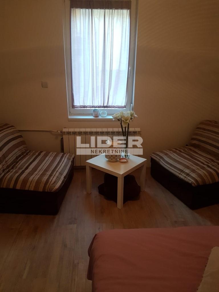 Stan Izdavanje Beograd Stan Izdavanje Beograd Obilićev Venac 50 m2