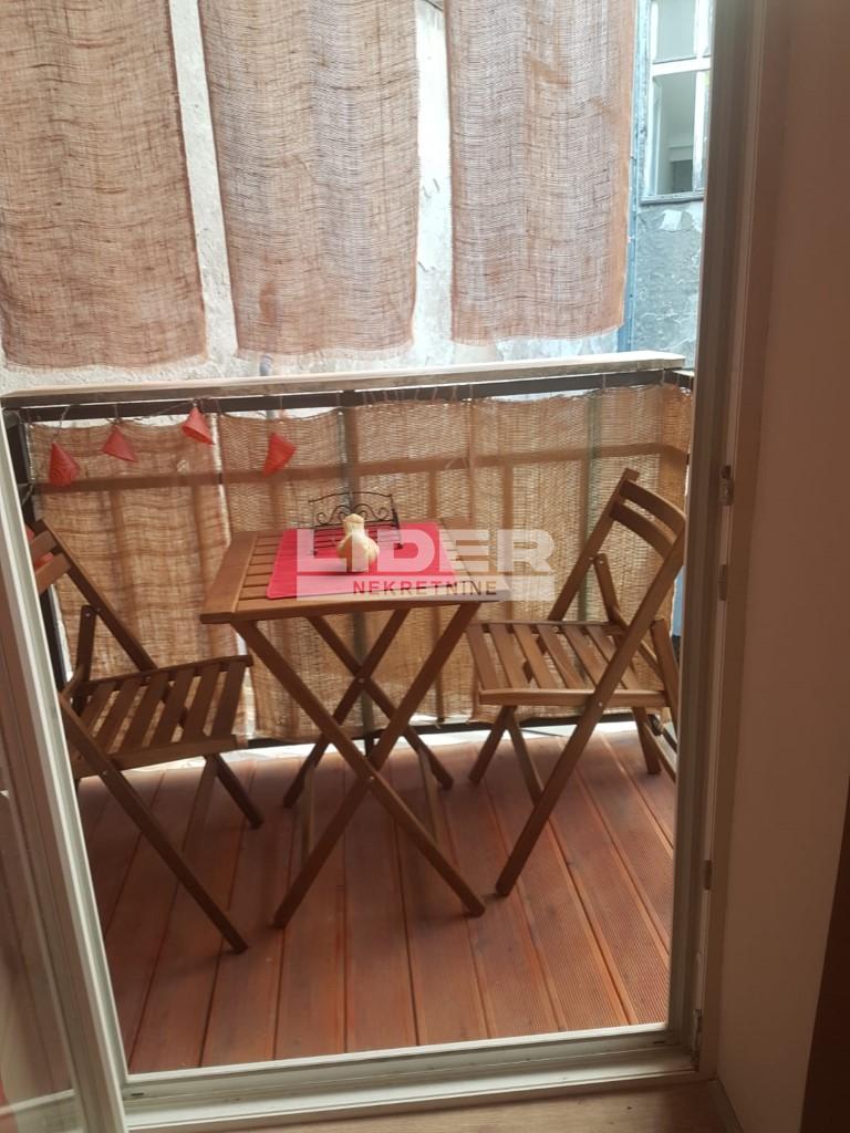Stan Izdavanje Beograd Stan Izdavanje Beograd Obilićev Venac 50 m2