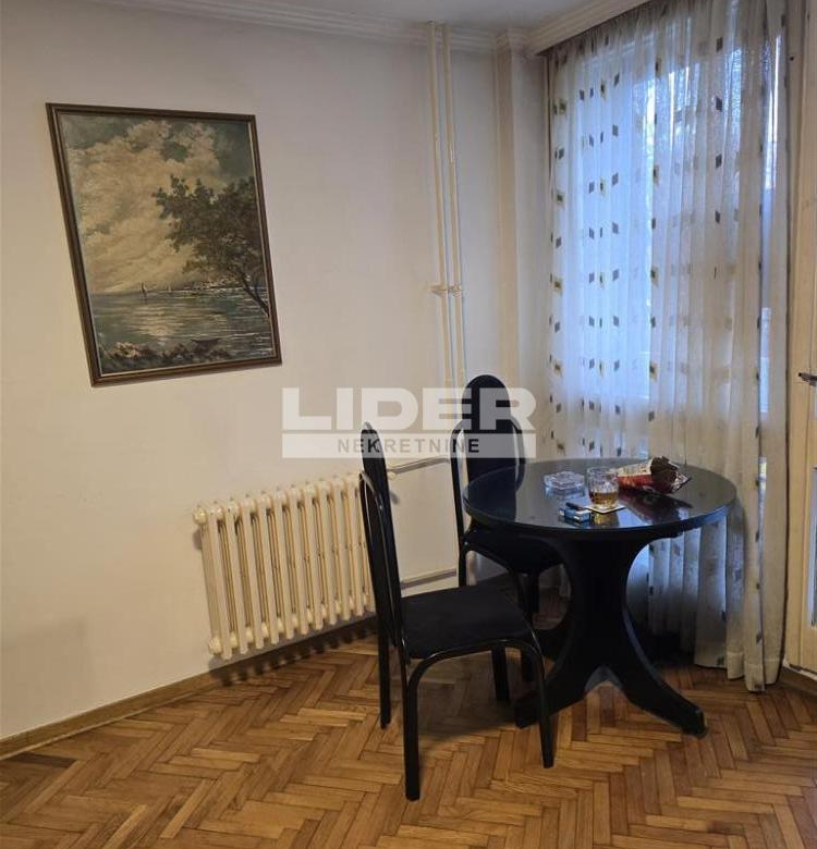 Odličan funkcionalan stan ID#135417.