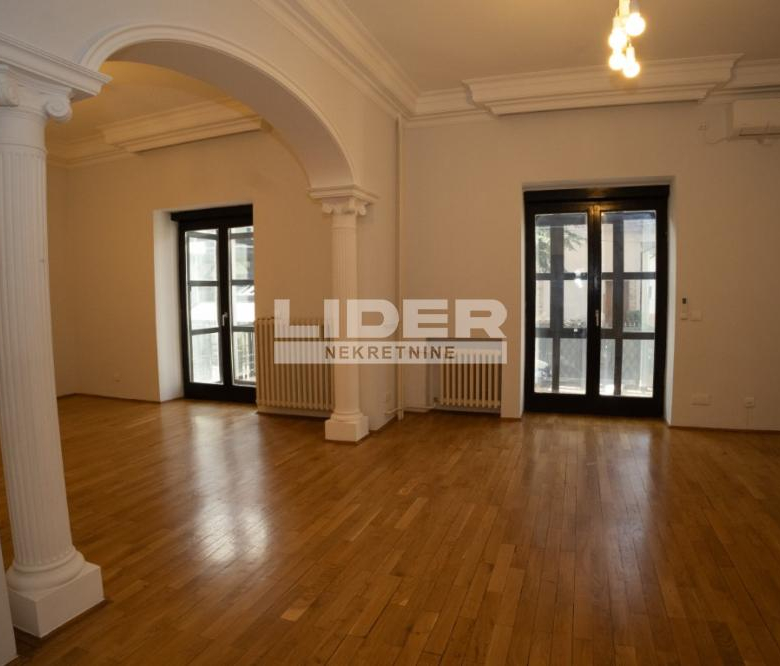 Kuća Izdavanje Beograd Autokomanda 550 m2