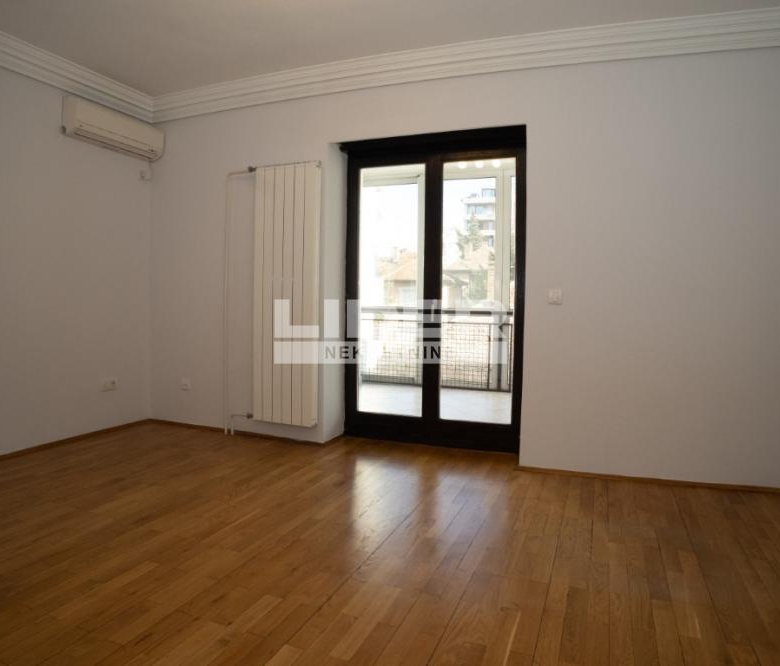 Kuća Izdavanje Beograd Autokomanda 550 m2
