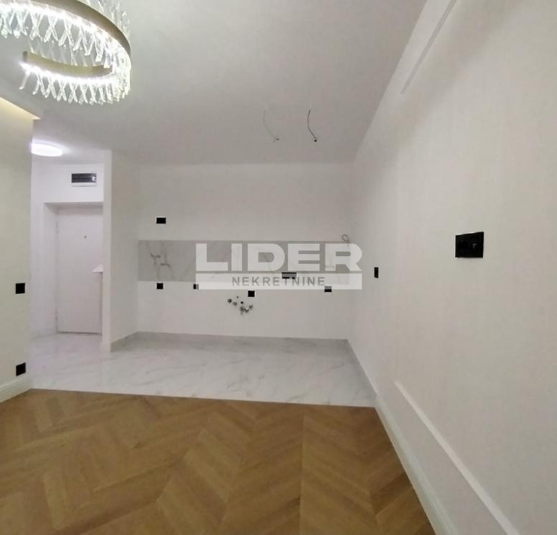Stan Prodaja Beograd Južni Bulevar 43 m2