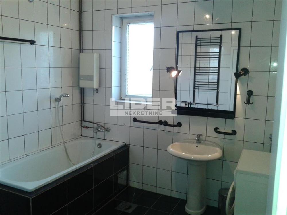 Stan Prodaja Beograd Banovo Brdo 106 m2