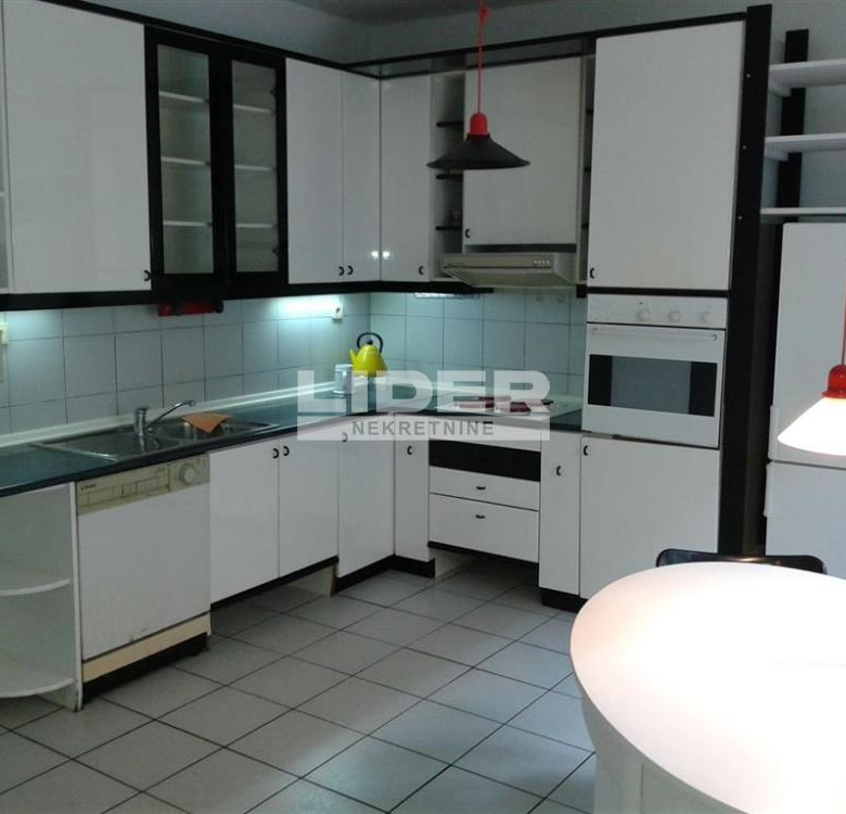 Stan Prodaja Beograd Banovo Brdo 106 m2