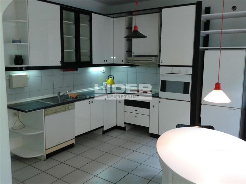 Stan Prodaja Beograd Banovo Brdo 106 m2