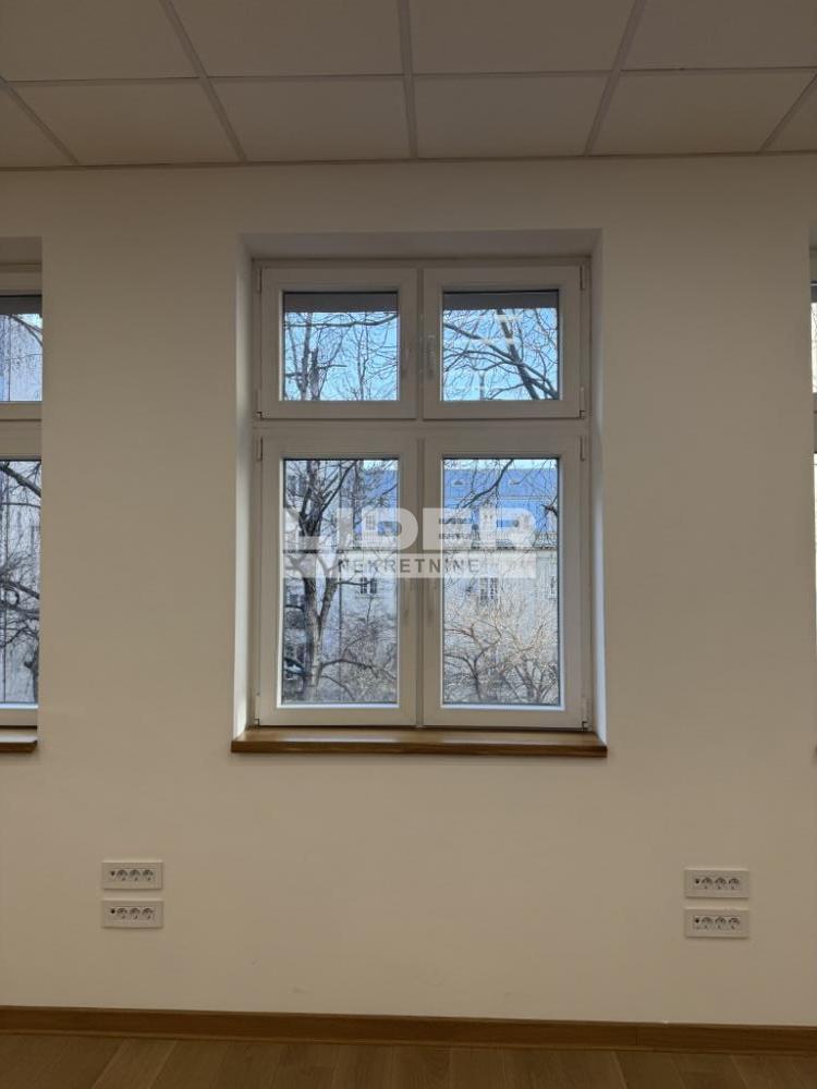 Lokal Izdavanje Beograd Lokal Izdavanje Beograd Centar (Savski Venac) 60 m2