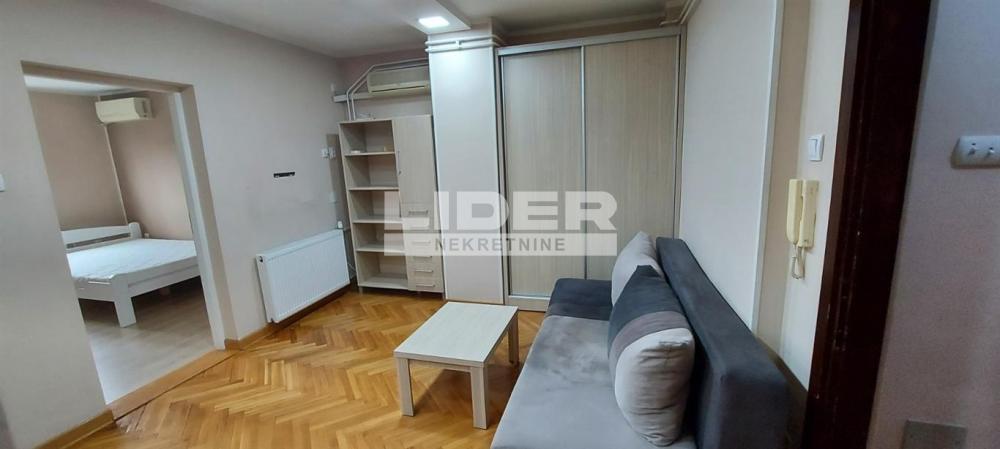 Stan Izdavanje Beograd Braće Jerković 60 m2