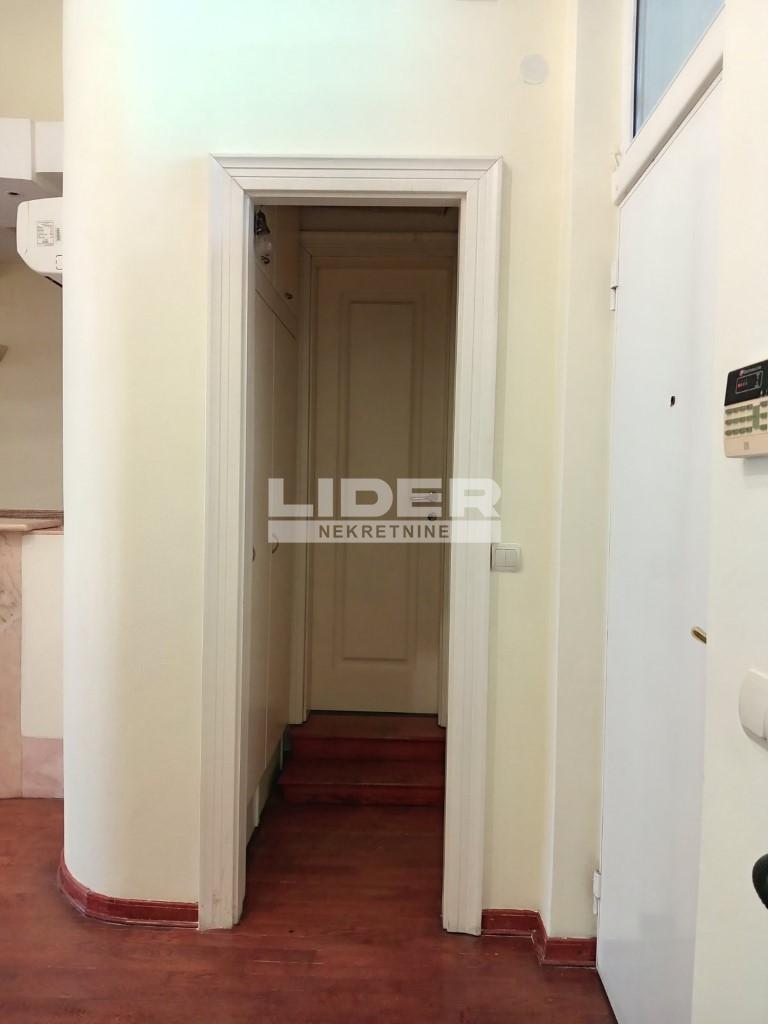 Stan Prodaja Beograd Knez Mihailova 73 m2