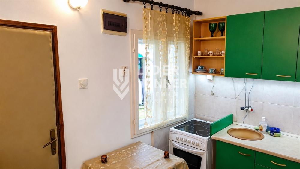 Stan Prodaja Beograd Crveni Krst 18 m2
